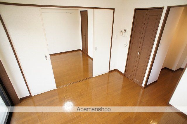 グリフィン新横浜・六番館の内装写真