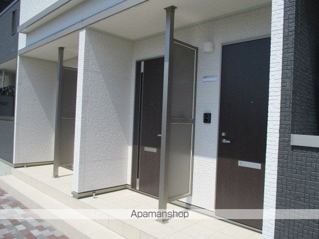 カメリアの玄関写真