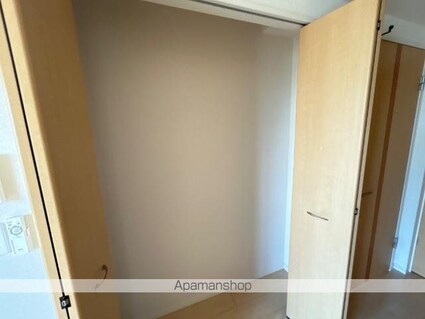 グリーンコート上ノ台[1LDK/38.1m2]の収納1