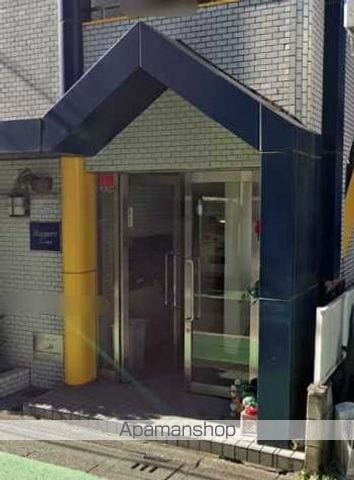 ラポール町田の玄関写真