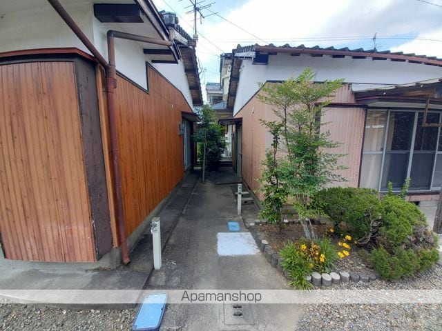 宮崎市 1階建 築54年の玄関写真