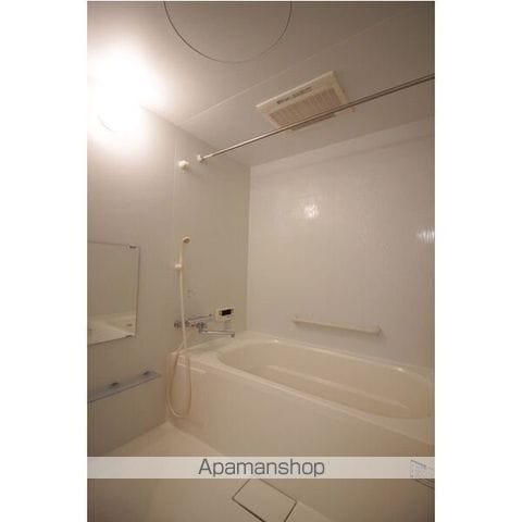 ロイヤルヒルズの内装写真