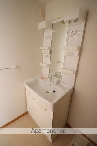 コートヤード IIIの内装写真