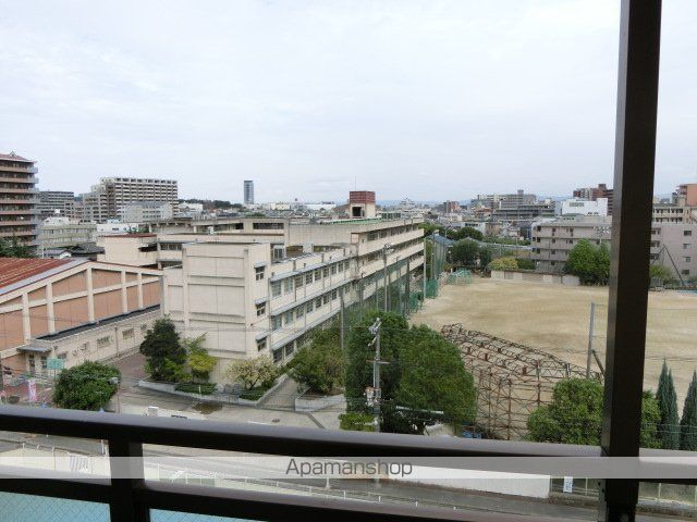KM ESAKAの内装写真
