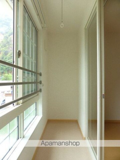ガーデンハウス朝日山　Ｅ[1LDK/42.04m2]のバルコニー