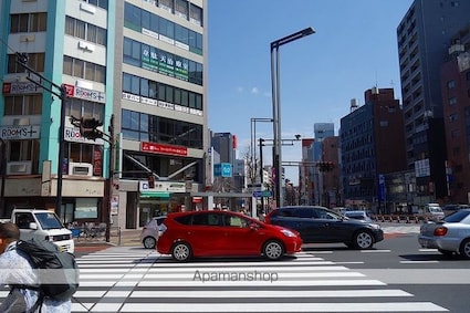 東京都新宿区左門町[1R/25.67m2]の周辺1