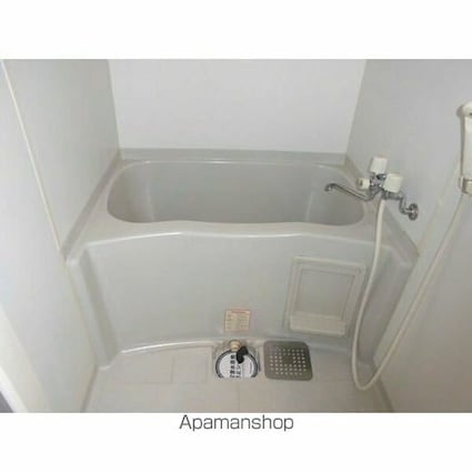 ＭＧファースト[1K/24.97m2]のバス