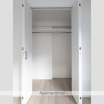 エルファーロ三軒茶屋Ⅱ[2LDK/47.3m2]の収納