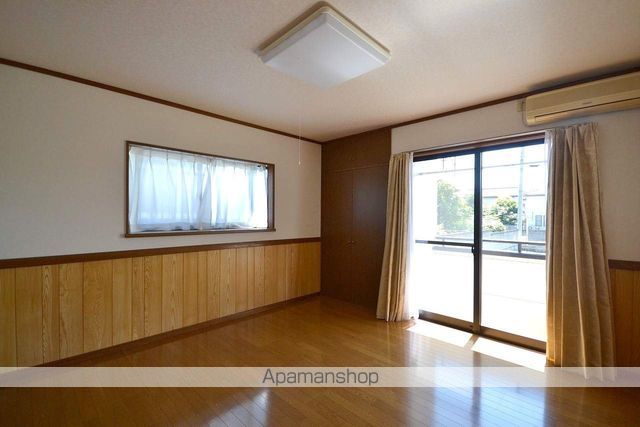 山岸ハイツの内装写真