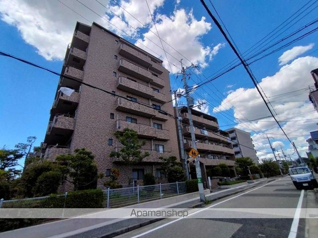 レジェンダリー小松の外観写真