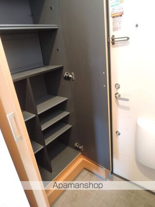 エスポワール・シャトー愛子Ⅲ[1K/33.83m2]の玄関