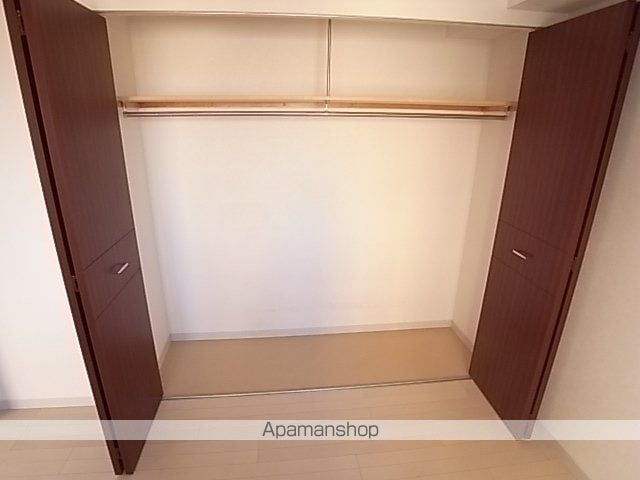 クラッセ近代美術館北の内装写真