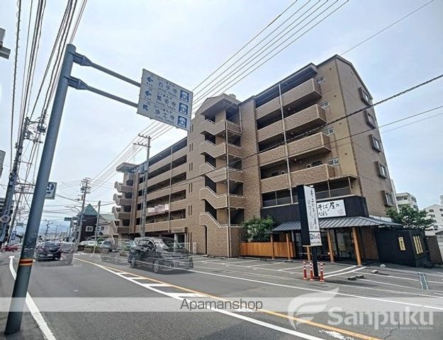 サニーフラット久米の外観写真