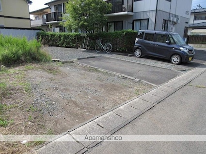 フォルツァ[2LDK/51m2]の駐車場2