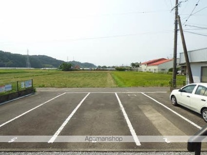 セフィラヒロセ　Ｂ棟[2DK/39.04m2]の駐車場