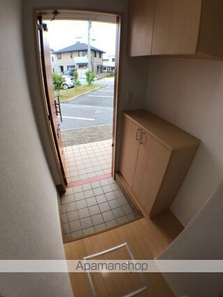 滋賀県彦根市野田山町[2LDK/61.05m2]の玄関