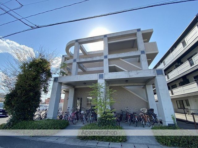 ルネス下中野マンションの外観写真