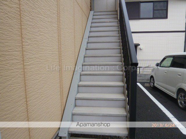 アーバンプロムナードIIの玄関写真