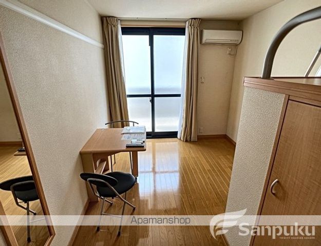 レオパレス辻町IIの内装写真