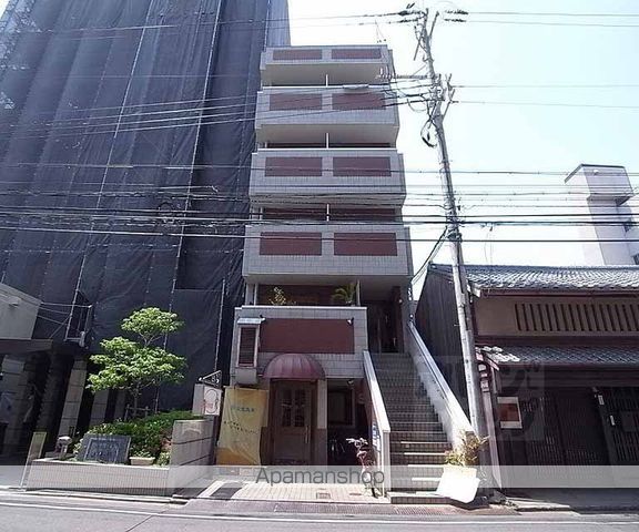ロイヤルシップの外観写真