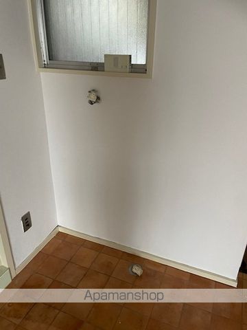 鷹の羽マンションの内装写真