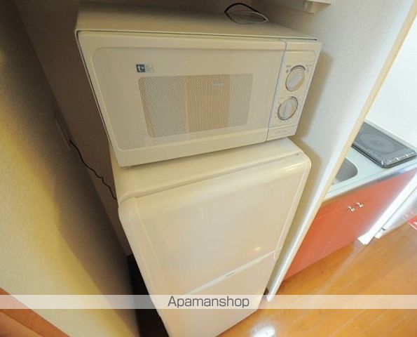 レオパレスリュ ビーチの内装写真