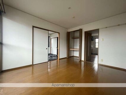 ロイヤルシャトー今泉Ｂ[3DK/55.4m2]の内装1