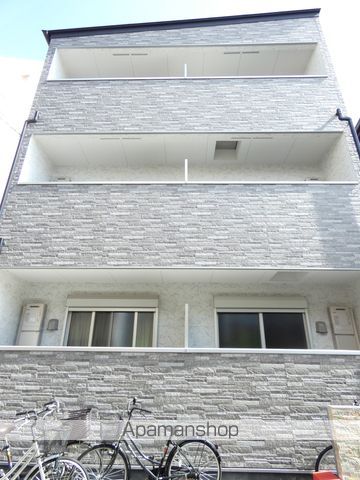 REGALO野里III番館の外観写真