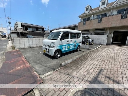 北畝第２[1K/19.11m2]の駐車場2