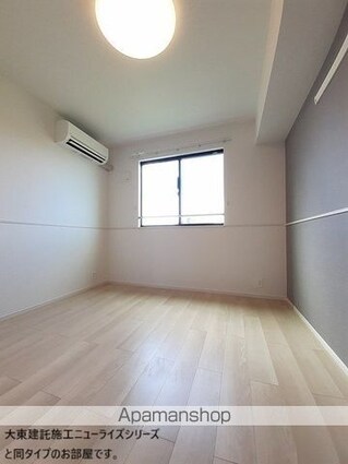 古川江合錦町２丁目アパート　　　　　　　　　　　　　　　　　[3LDK/62.1m2]のリビング・居間2