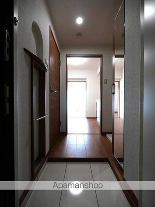 東京都足立区一ツ家３丁目[1DK/25.34m2]の玄関