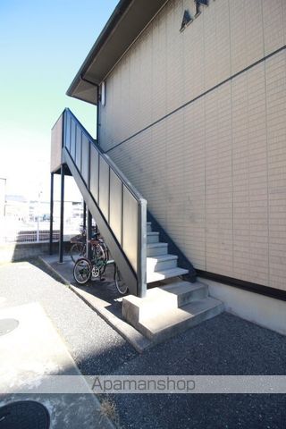 ANIESU BEE IIの玄関写真