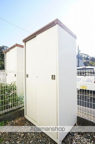 タウンハウス愛野公園 Bの外観写真