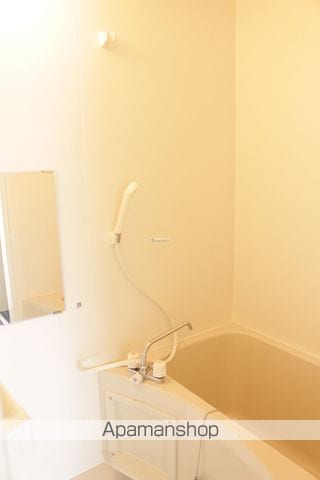 ヴィラナリー三原5号棟の内装写真
