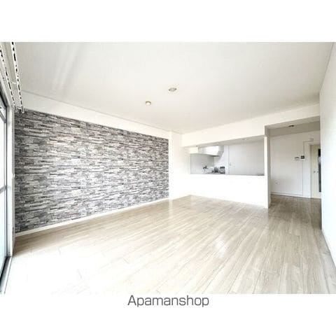ロイヤルマンション丁田.の内装写真