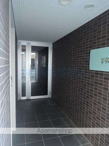 ル プルミエの玄関写真