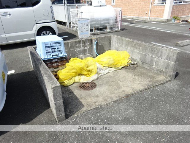 ウィズ・エフIIの外観写真