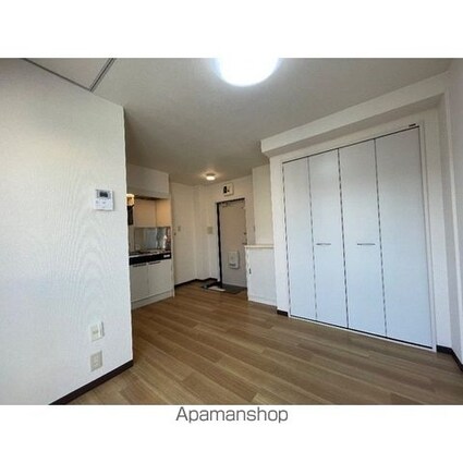 ウィンズベルⅡ[1R/13.85m2]のリビング・居間2