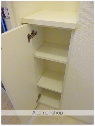レジディア京町堀の内装写真