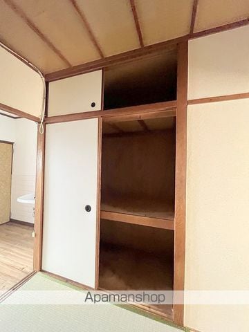 日高マンションの内装写真