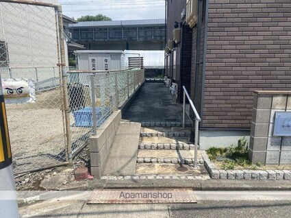 レオネクストオーキッド東部[1K/22.75m2]のエントランス2