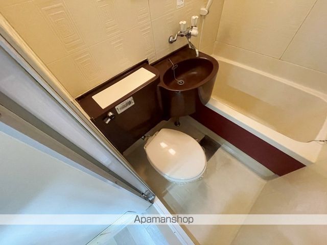 ロイヤル俊徳IIの内装写真