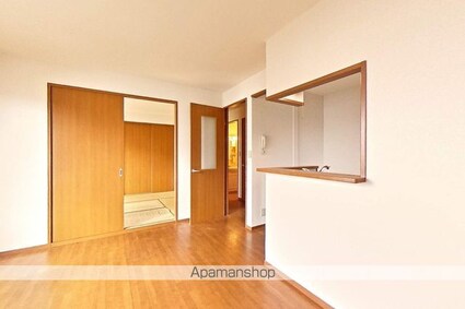 フローラ四月田　Ａ棟[2LDK/56.6m2]の内装