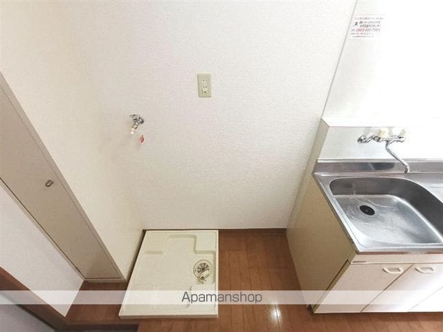 バーシティハウス花壇B棟の内装写真