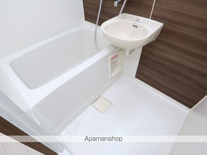 愛知県名古屋市昭和区広路本町１丁目[1R/24.07m2]の洗面所