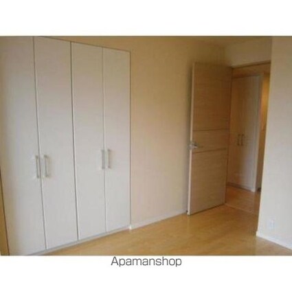 パークキューブ愛宕山タワー[2LDK/60.92m2]の収納