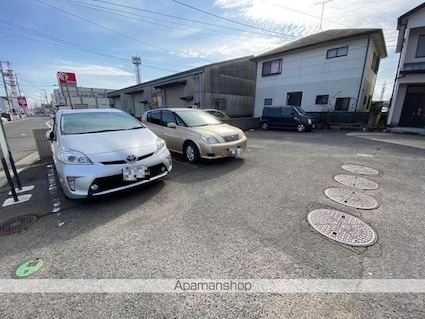 ラ・フォルツァ[1K/36.95m2]の駐車場