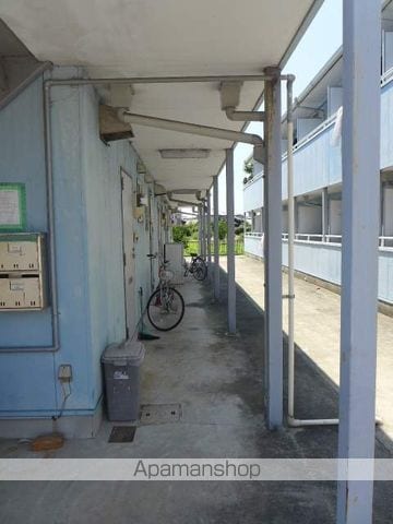 レークハヤIIの玄関写真