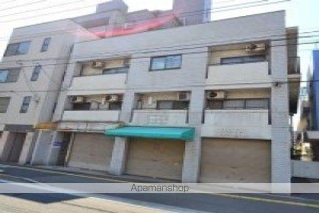 信栄ビルの外観写真