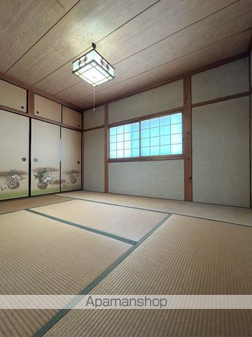 南海電鉄南海本線 尾崎駅 徒歩15分 2階建 築46年の内装写真